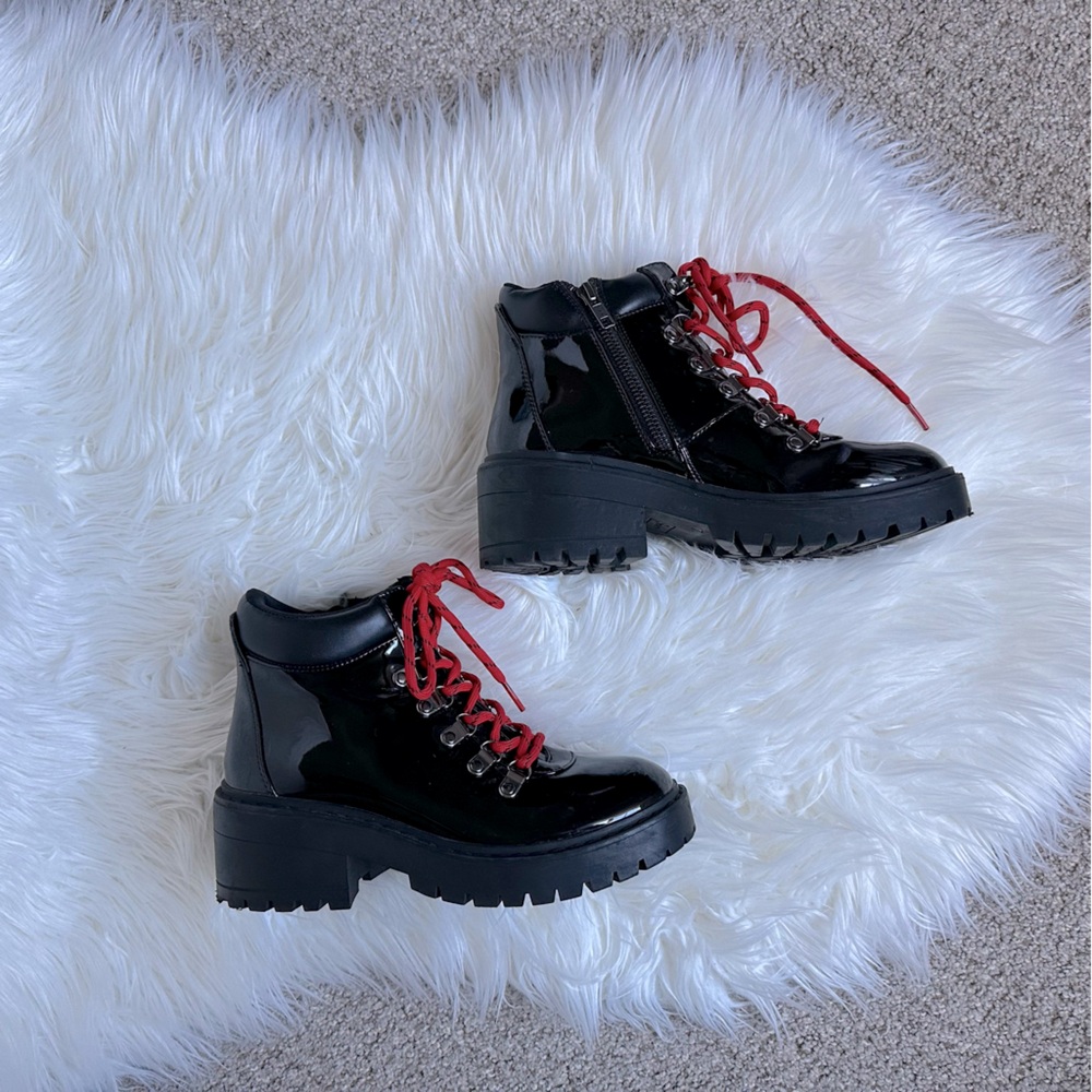 Skechers Womens Ankle Lace Up Combat Boots Size 7 Black Patent Leather